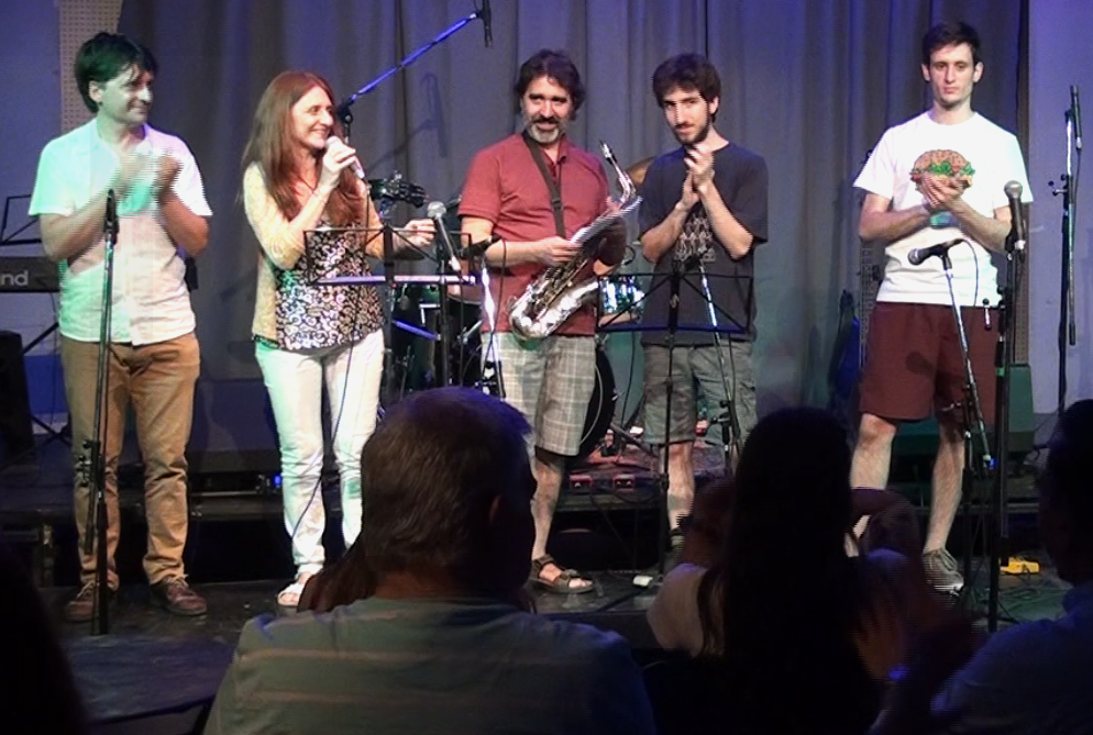 Equipo de Profesores de Música del Estudio Samela de Educación Musical (ESSEM). De izquierda a derecha: Esteban Samela, Cecilia Samela, Andrés Herrera, Tamino Andrenacci y Mariano Guglieri